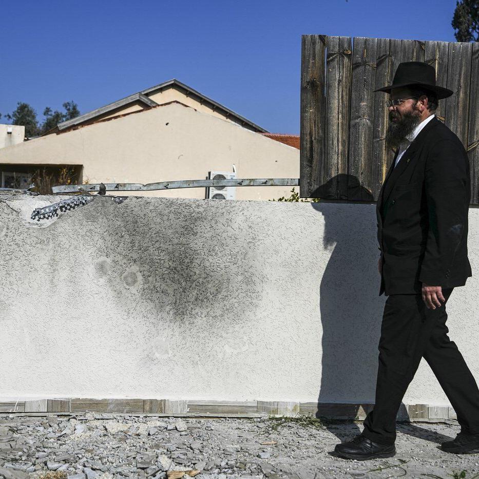 Middle East latest: 3 Israelis fatally shot in West Bank attack on a bus